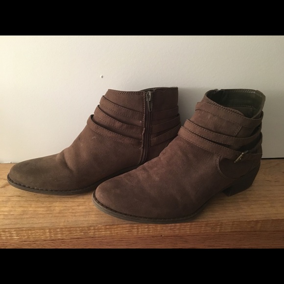 Booties - Picture 4 of 4